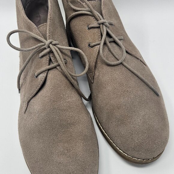 Franco Sarto Beige Suede Lace Up Bootie, Size 8.5M - Picture 1 of 7